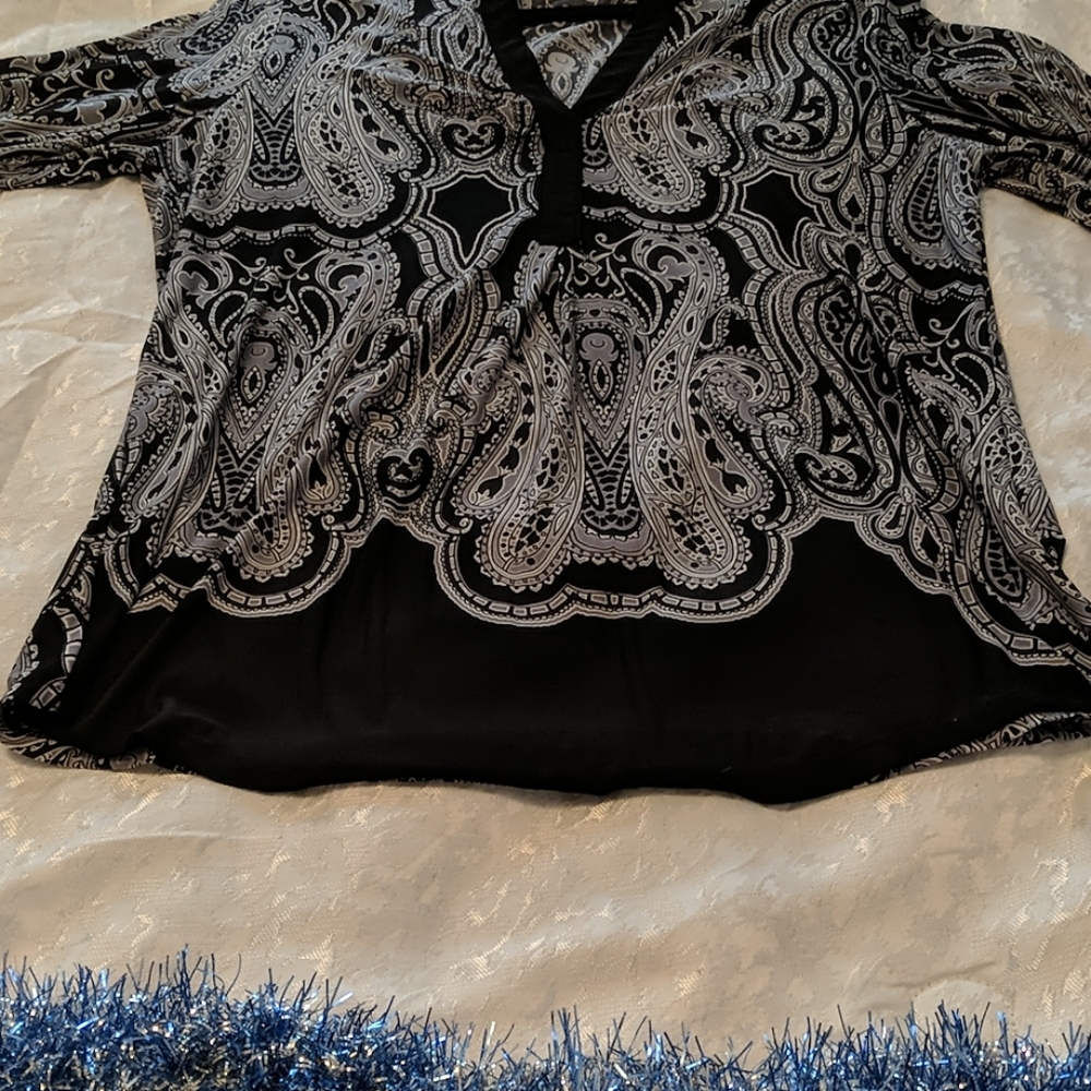 Blouse - Picture 2 of 4
